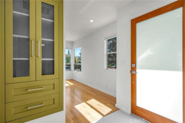 8447 Kittyhawk, Westchester, CA 90045