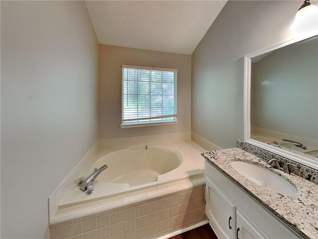 3828 Windmill Circle, Rex, GA 30273