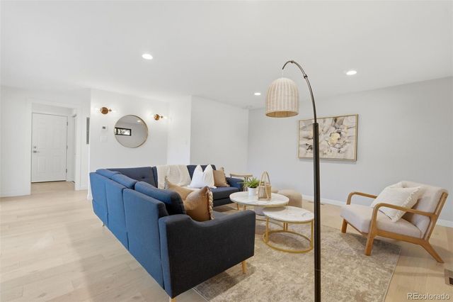 46 Princeton Circle, Longmont, CO 80503