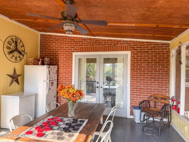 612 S Mcneill Street, Carthage, NC 28327