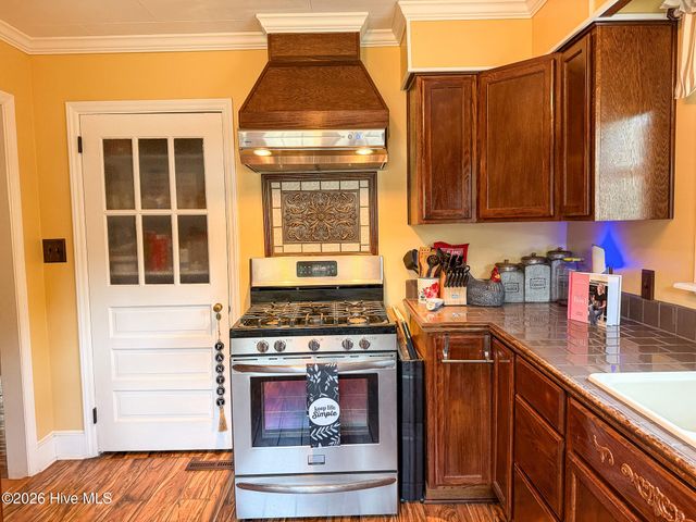 612 S Mcneill Street, Carthage, NC 28327