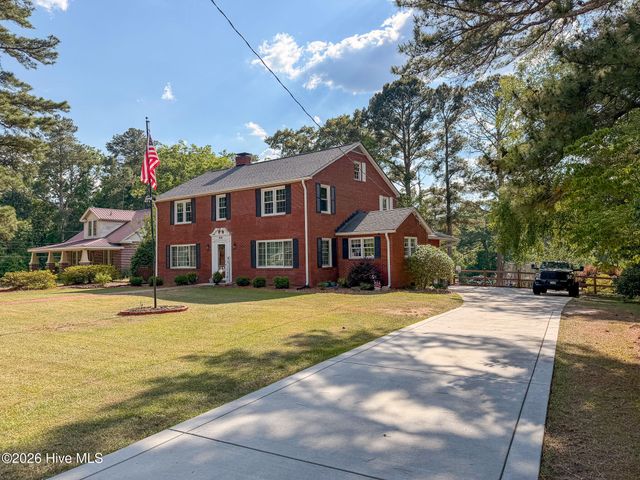 612 S Mcneill Street, Carthage, NC 28327