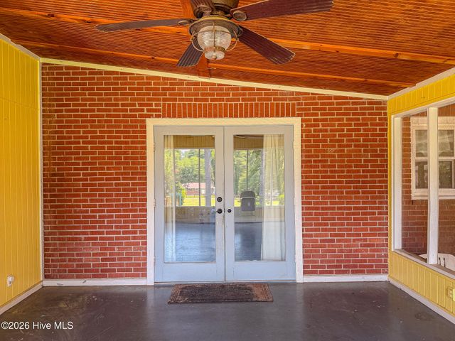 612 S Mcneill Street, Carthage, NC 28327