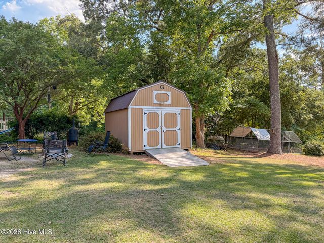 612 S Mcneill Street, Carthage, NC 28327