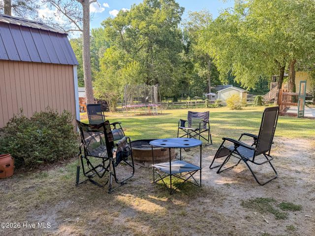 612 S Mcneill Street, Carthage, NC 28327