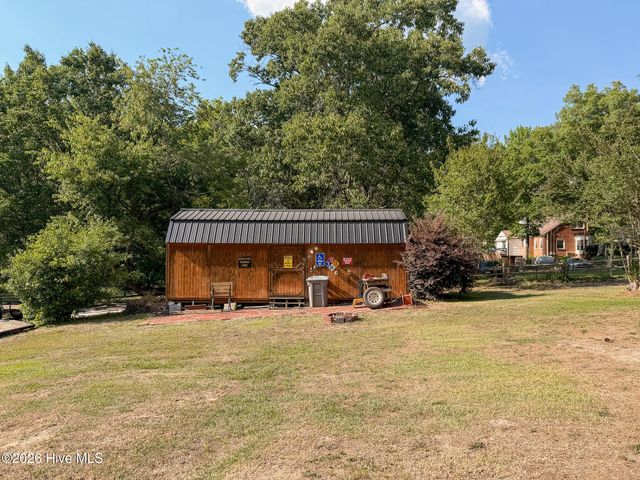 612 S Mcneill Street, Carthage, NC 28327