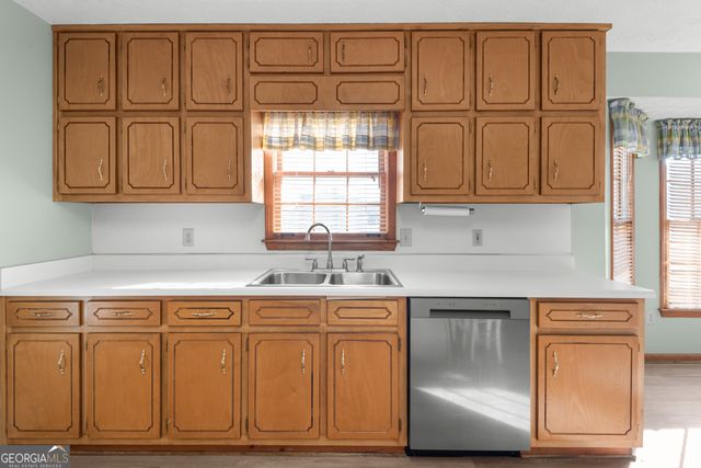 255 White Acres Drive, Stockbridge, GA 30281