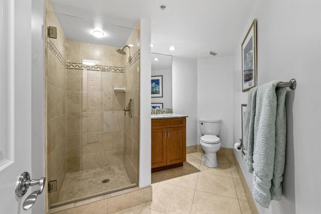 3000 N Ocean Drive 9h, Singer Island, FL 33404