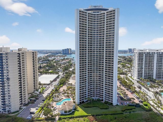 3000 N Ocean Drive 9h, Singer Island, FL 33404