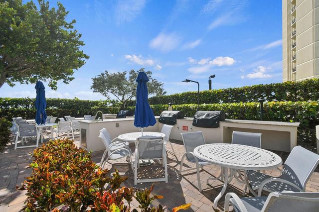 3000 N Ocean Drive 9h, Singer Island, FL 33404