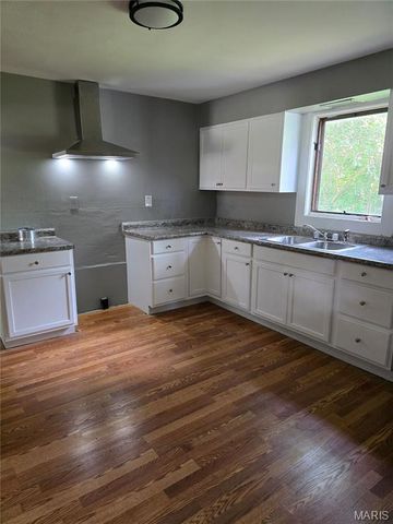 3807 White Street, Cahokia, IL 62206