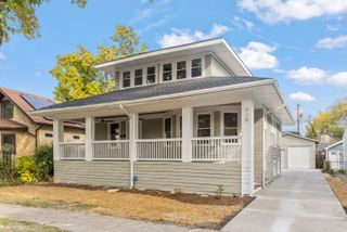 710 N Taylor Avenue, Oak Park, IL 60302