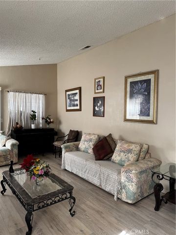 1486 Olivecrest, Perris, CA 92571