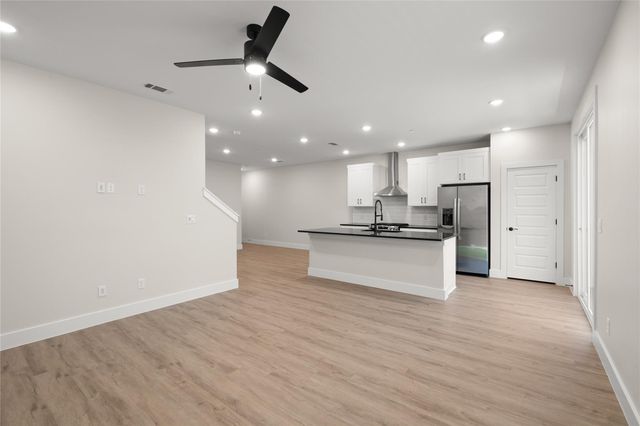 5514 Mobeetie LOOP, Bee Cave, TX 78738