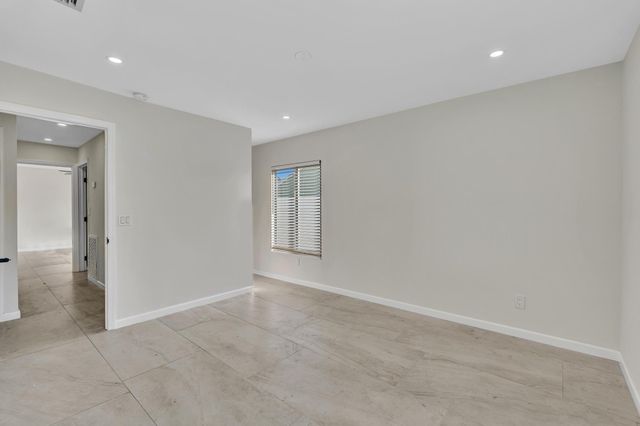 8316 Huntsman Place, Boca Raton, FL 33433