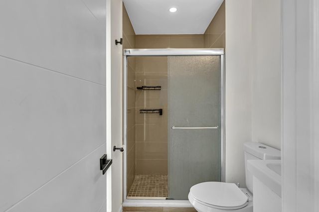 8316 Huntsman Place, Boca Raton, FL 33433