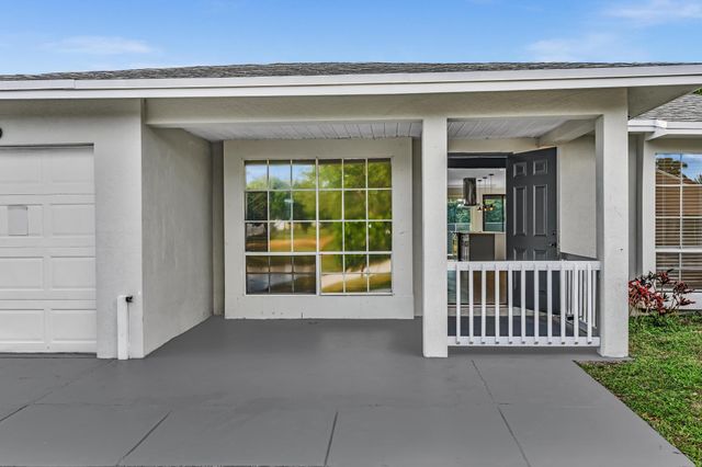 8316 Huntsman Place, Boca Raton, FL 33433