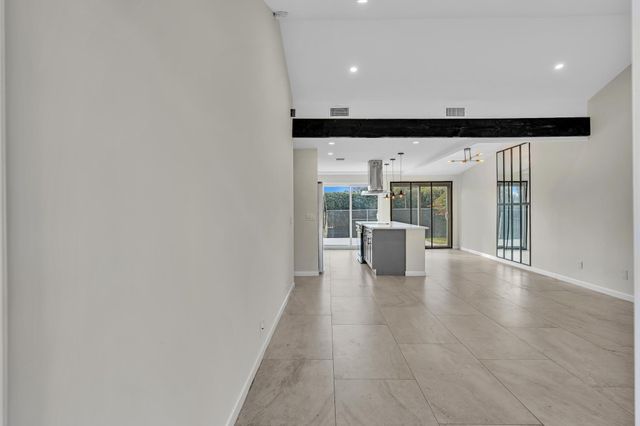 8316 Huntsman Place, Boca Raton, FL 33433