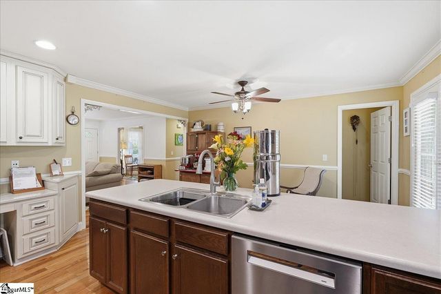 123 Richland Creek Drive, Westminster, SC 29693