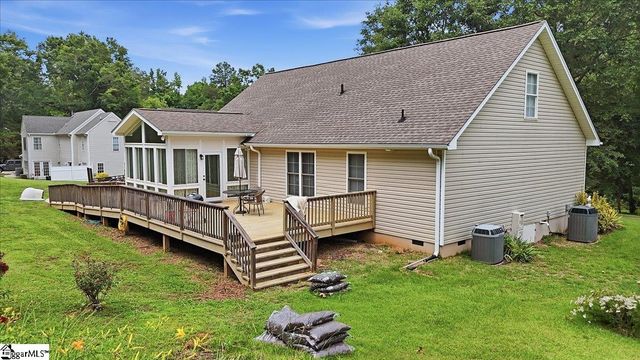 123 Richland Creek Drive, Westminster, SC 29693