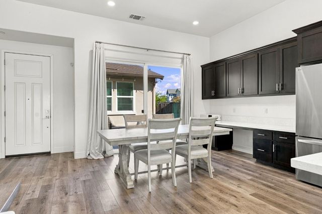 2025 Smokehouse Way, Roseville, CA 95747