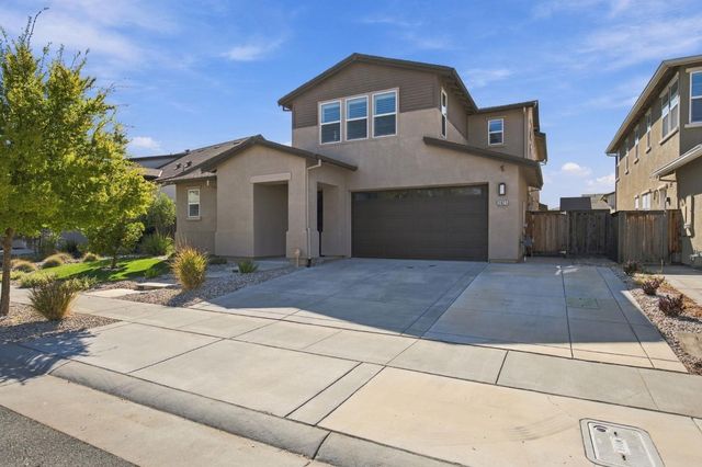 2025 Smokehouse Way, Roseville, CA 95747