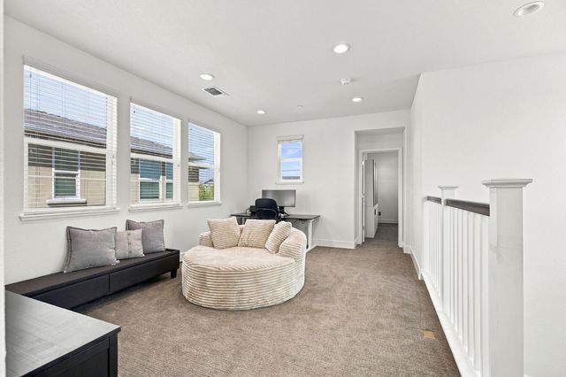 2025 Smokehouse Way, Roseville, CA 95747