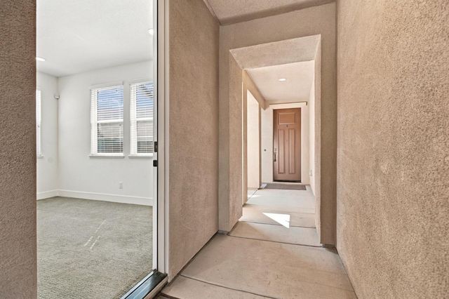 2025 Smokehouse Way, Roseville, CA 95747