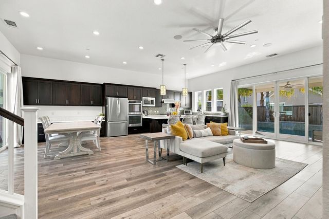 2025 Smokehouse Way, Roseville, CA 95747