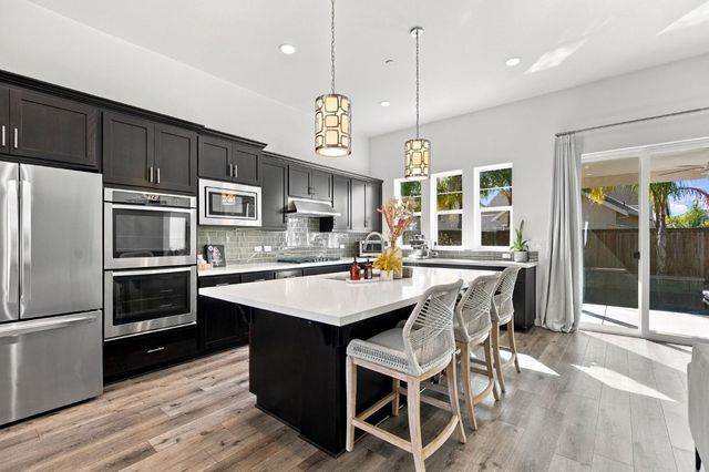 2025 Smokehouse Way, Roseville, CA 95747