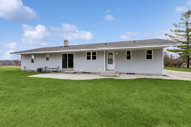 721 N CTH J, Reedsville, WI 54230