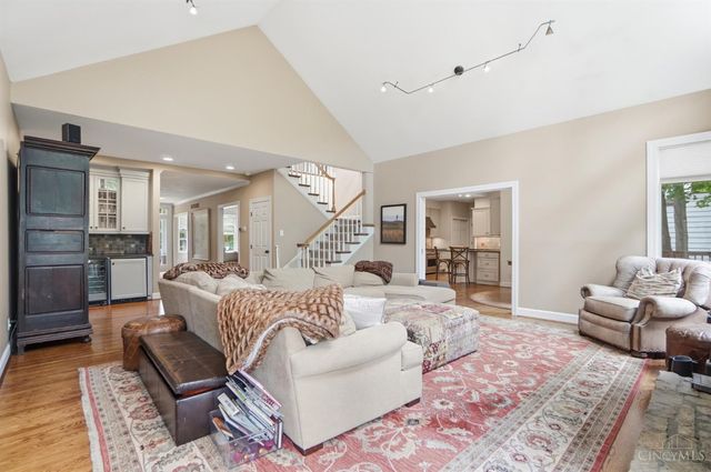 727 Miami Avenue, Terrace Park, OH 45174