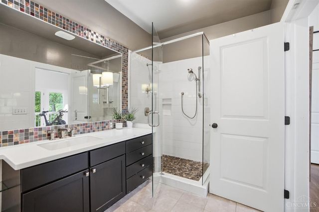 727 Miami Avenue, Terrace Park, OH 45174
