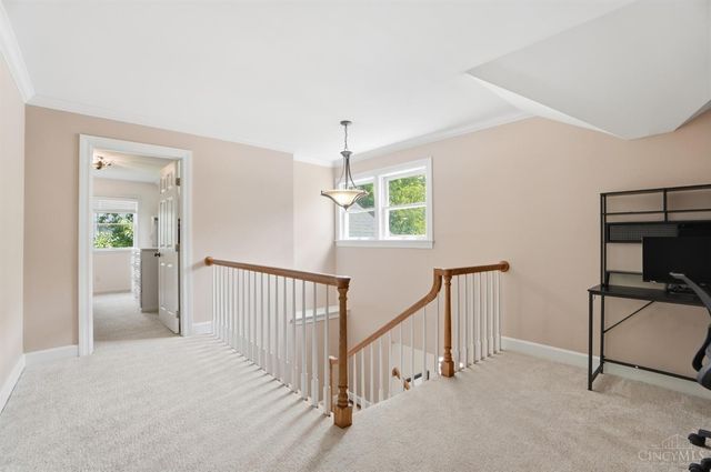 727 Miami Avenue, Terrace Park, OH 45174