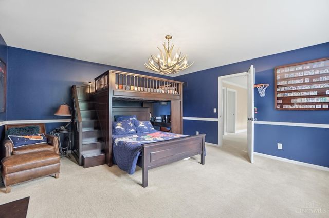 727 Miami Avenue, Terrace Park, OH 45174