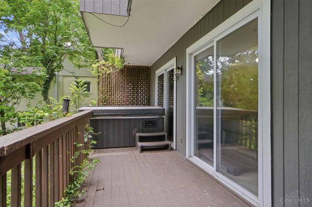 727 Miami Avenue, Terrace Park, OH 45174