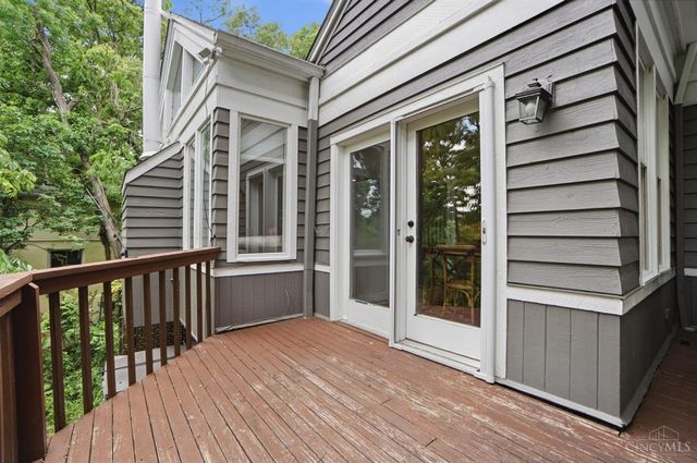 727 Miami Avenue, Terrace Park, OH 45174