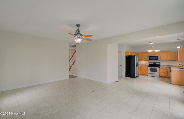 318 Osprey Point Drive, Sneads Ferry, NC 28460