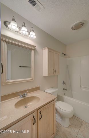 318 Osprey Point Drive, Sneads Ferry, NC 28460