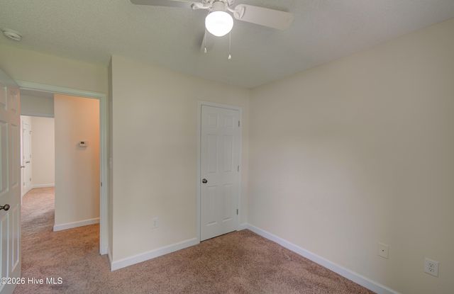 318 Osprey Point Drive, Sneads Ferry, NC 28460