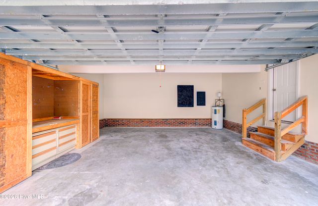 318 Osprey Point Drive, Sneads Ferry, NC 28460