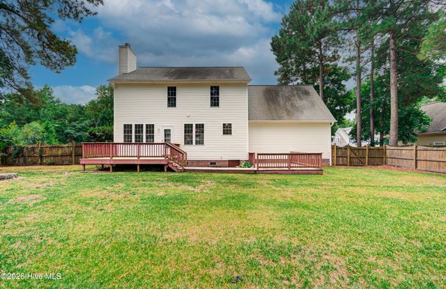 318 Osprey Point Drive, Sneads Ferry, NC 28460