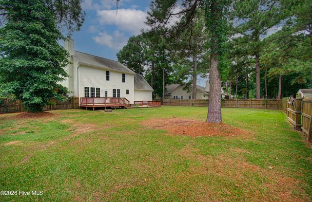 318 Osprey Point Drive, Sneads Ferry, NC 28460