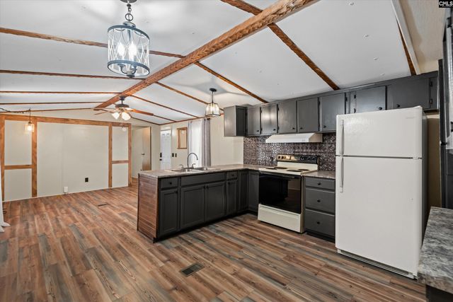 304 Day Dr, Swansea, SC 29160