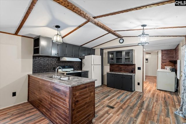 304 Day Dr, Swansea, SC 29160