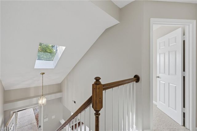 56 Candlelight LN, Portsmouth, VA 23703