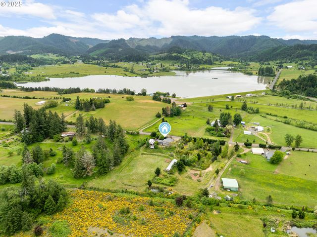 250 VALLEY VIEW Rd, Sutherlin, OR 97479