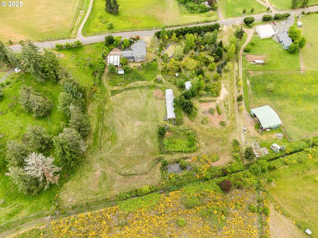 250 VALLEY VIEW Rd, Sutherlin, OR 97479