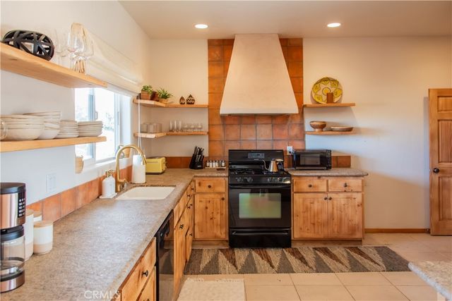 5802 Olema Road, Yucca Valley, CA 92284