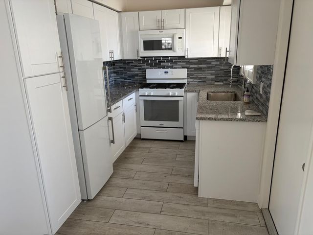 3517 E Montecito Avenue A, Phoenix, AZ 85018